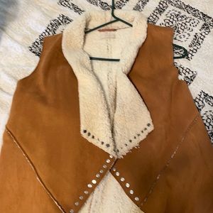 Never worn halo vest, wool lining